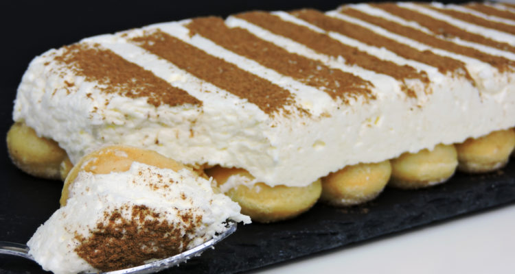 Tarta de leche condensada (tarta fácil sin horno) Tarta de leche condensada (tarta fácil sin horno)