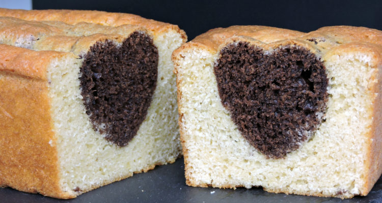 Bizcocho amoroso (de chocolate y vainilla) Bizcocho amoroso (de chocolate y vainilla)