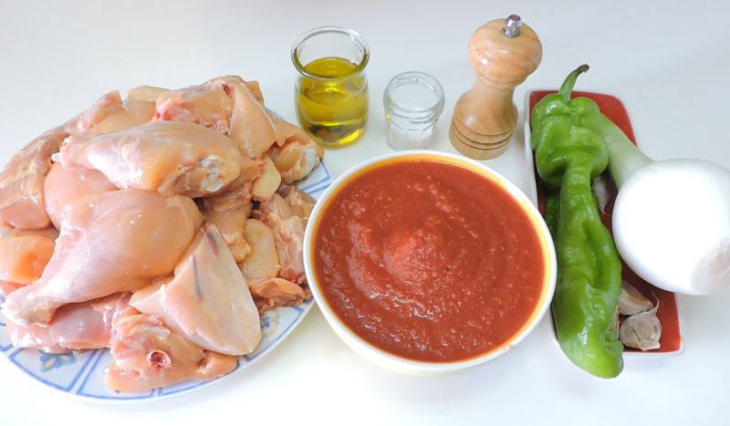 Ingredientes para el pollo con tomate