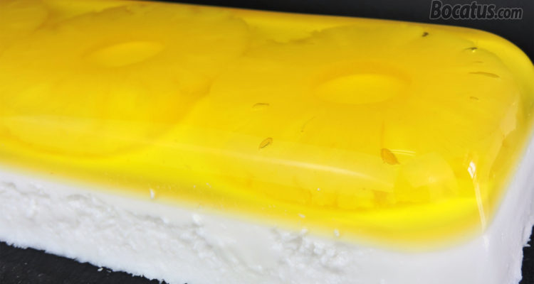 Gelatina de coco y piña Gelatina de coco y piña