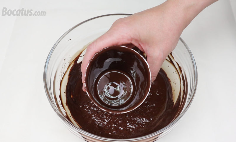 Vaso cubierto de chocolate