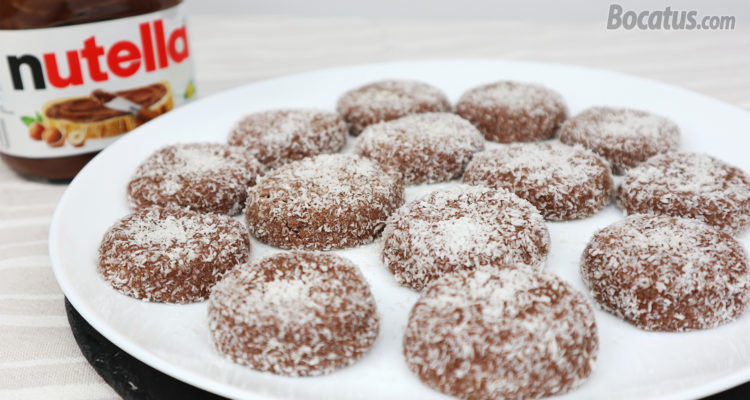 Galletas de Nutella, sin horno y solo 3 ingredientes Galletas de Nutella, sin horno y solo 3 ingredientes